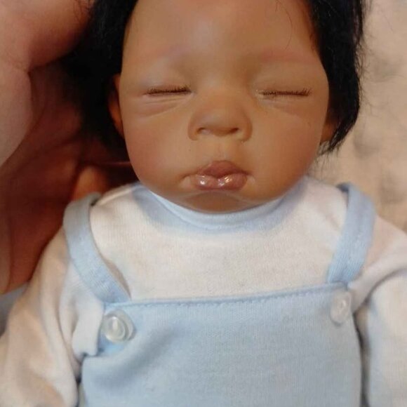 10" Realistic Doll Reborn Style Baby Boy Girl Kids Toy Collectable ADG Ashton Dr - Picture 5 of 10